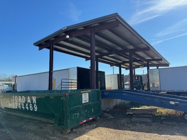 loading and sorting dock